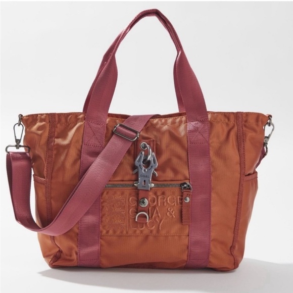 NWT George Gina & Lucy × Urban
Outfitters Bagflip Tote Bag - Picture 1 of 16